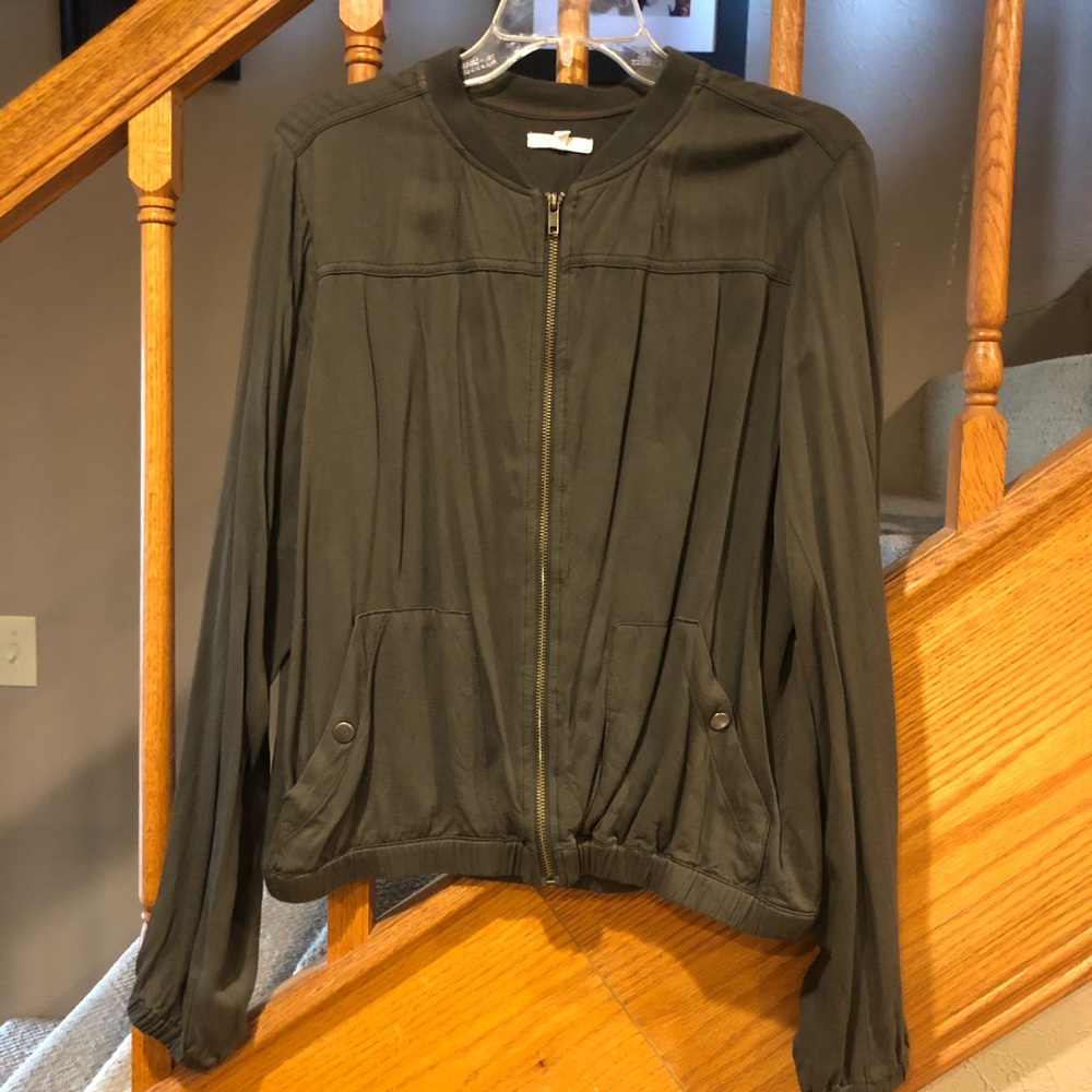 Lightweight army green jacket.